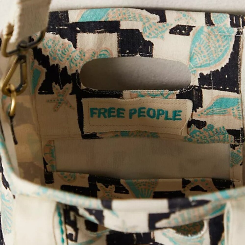 Free People Caravan Printed Mini Tote Color Seashell - Picture 4 of 4